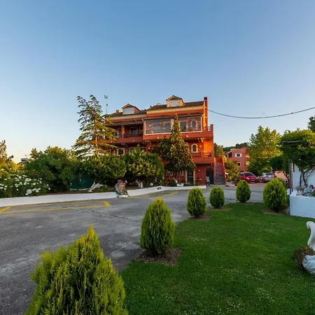 Aristotelis 3- Kanalia, Corfu アパート *