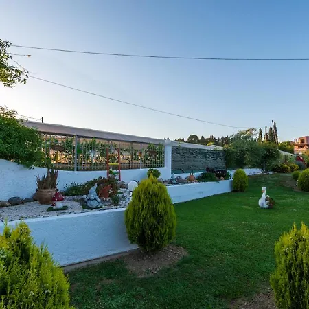 Aristotelis 3- Kanalia, Corfu Kastanéa