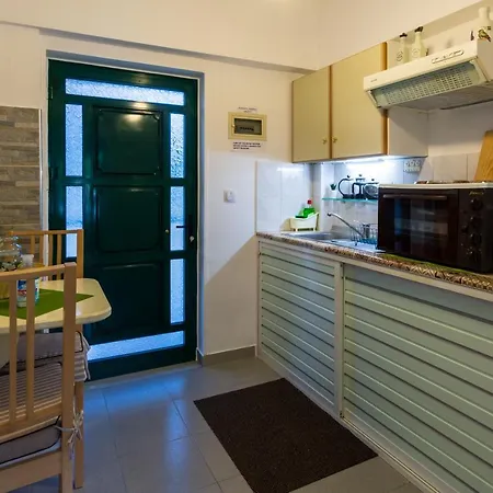 Apartment Aristotelis 3- Kanalia, Corfu *